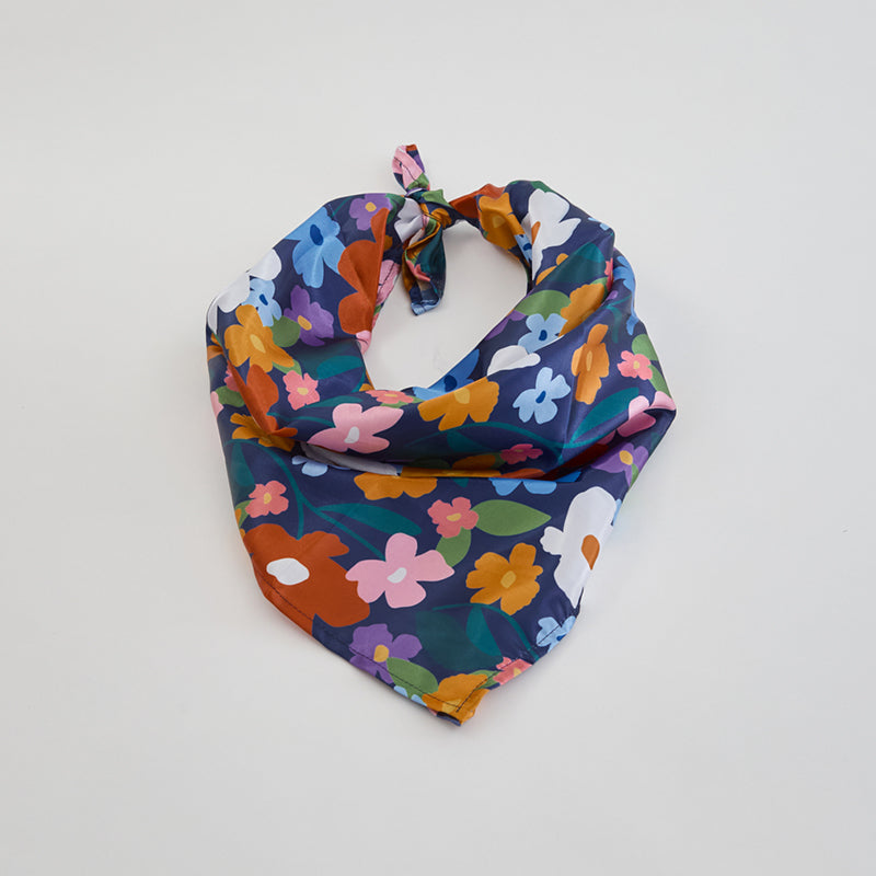 Pañoleta Flora