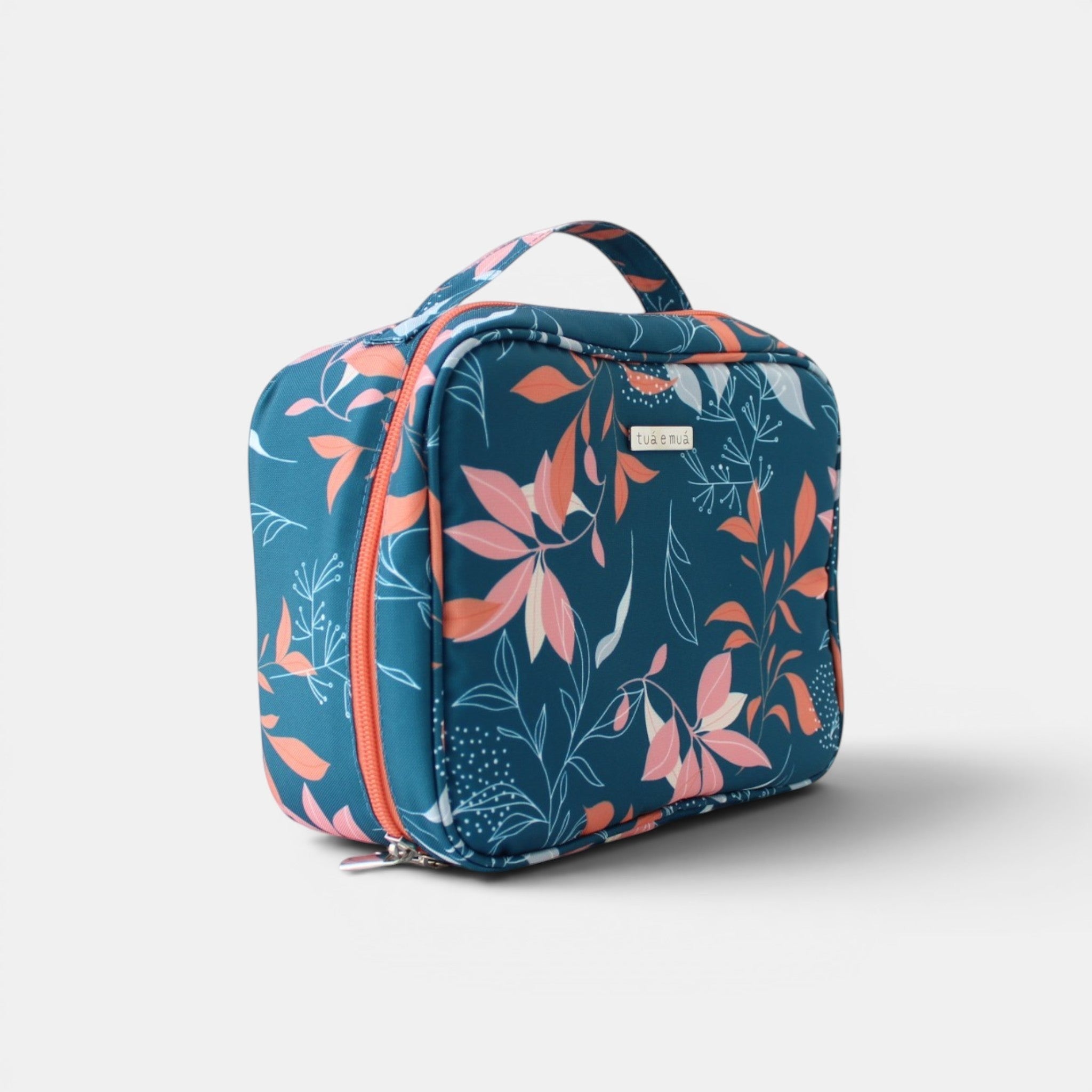 Neceser Evelyn de tuá e muá azul con estampado floral en tonos coral y rosa, dos bolsillos con cremallera y cartuchera interna de vinilo.